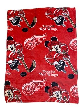 Detroit Red Wings Northwest x Disney
Mickey Blanket 38X49"